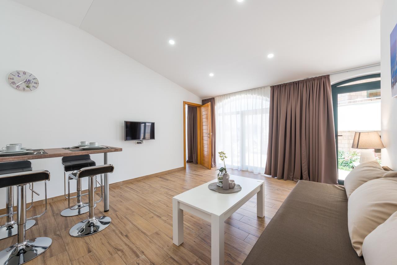 Apartment Elena